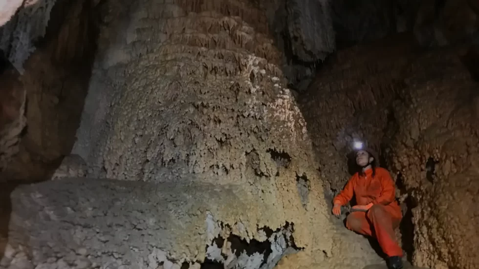 Cueva las lendreras León TIKI Aventura